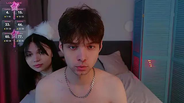 Try our streaming cams variety and talk on a personal level with our adorable girls streamers, showing off their bountiful shapes and dildos.