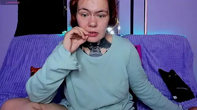 Moon_Owls from StripChat is Freechat