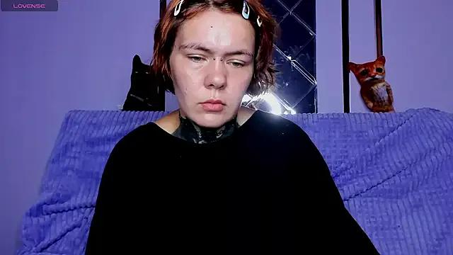 Moon_Owls from StripChat is Freechat