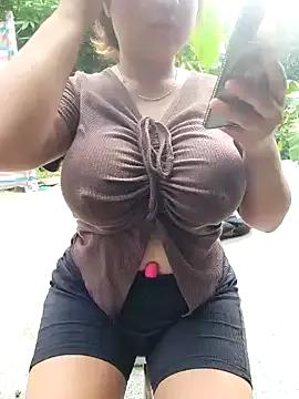 Try our streaming cams variety and talk on a personal level with our adorable girls streamers, showing off their bountiful shapes and dildos.