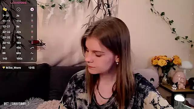 Moona_xx from StripChat