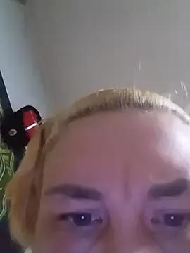 MoonIrene from StripChat is Freechat