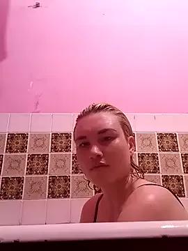 MoonIrene from StripChat is Freechat
