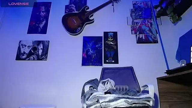 Moonligth18 from StripChat