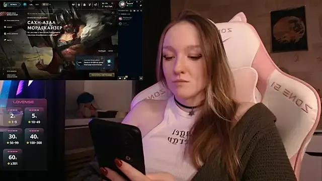 Try our streaming cams variety and talk on a personal level with our adorable girls streamers, showing off their bountiful shapes and dildos.