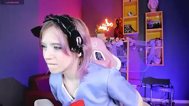 Try our streaming cams variety and talk on a personal level with our adorable girls streamers, showing off their bountiful shapes and dildos.