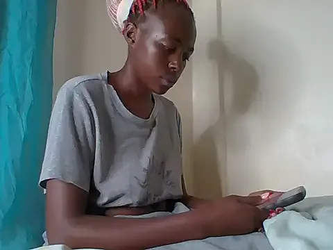 MoonlitLover from StripChat