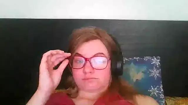 Moonolighta from StripChat is Freechat