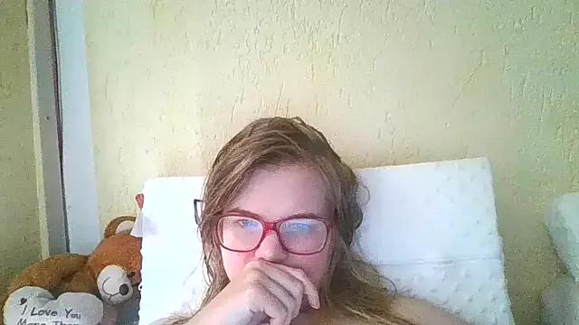 Moonolighta from StripChat