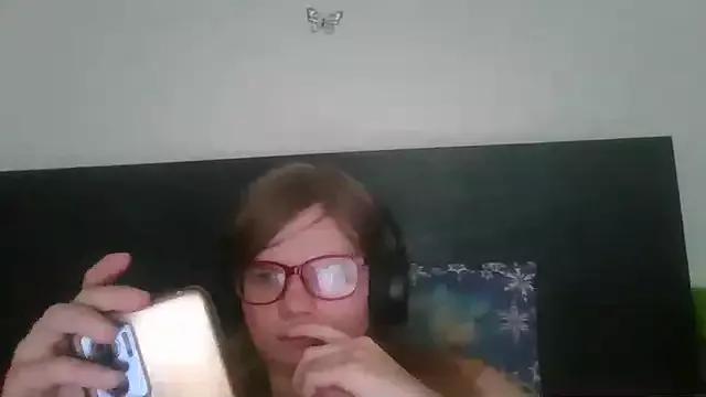 Moonolighta from StripChat is Freechat