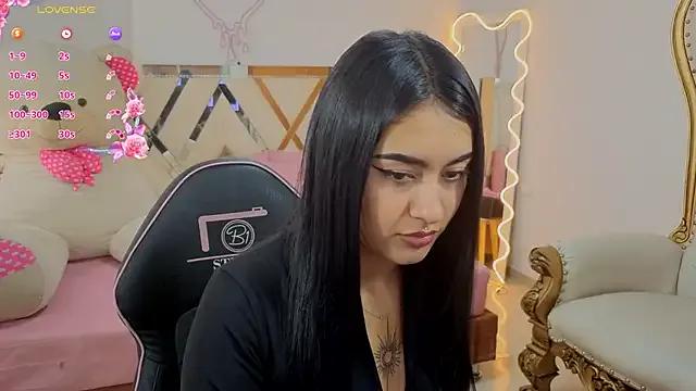Moonshine_tay from StripChat
