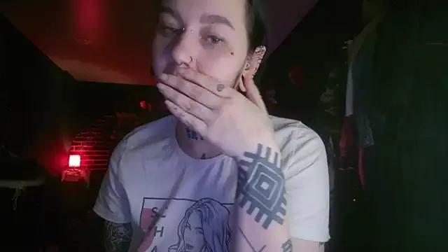 MoorderxDoll from StripChat