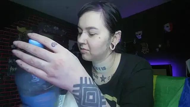 MoorderxDoll from StripChat