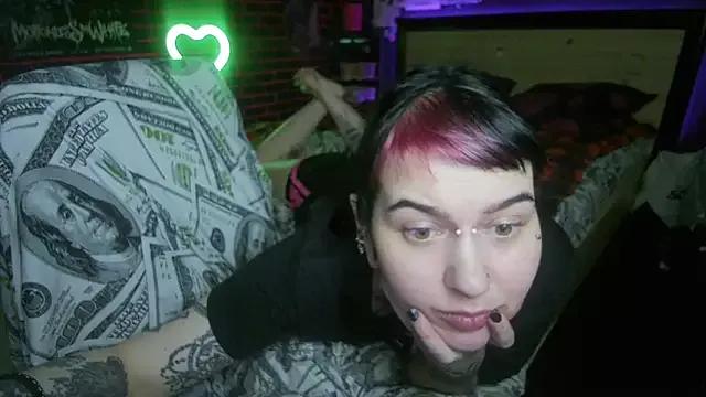 Try our streaming cams variety and talk on a personal level with our adorable girls streamers, showing off their bountiful shapes and dildos.