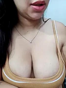 Try our streaming cams variety and talk on a personal level with our adorable girls streamers, showing off their bountiful shapes and dildos.