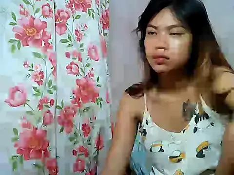 MorenaLovelyPinay24 from StripChat is Freechat