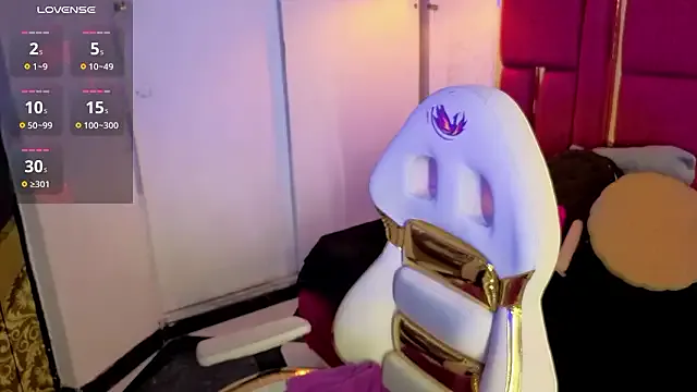 morgana_white from StripChat is Freechat