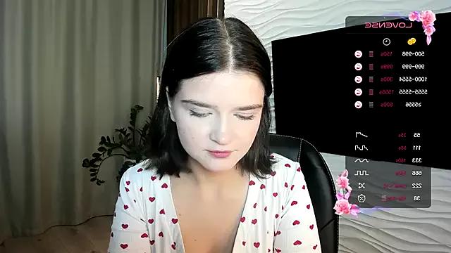 MoriGirl from StripChat is Freechat