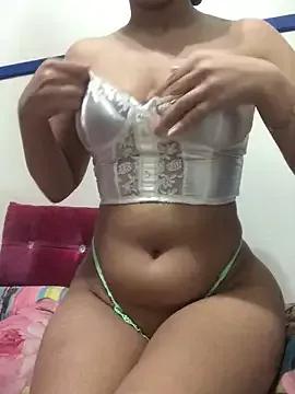 Moroccan_bitch from StripChat