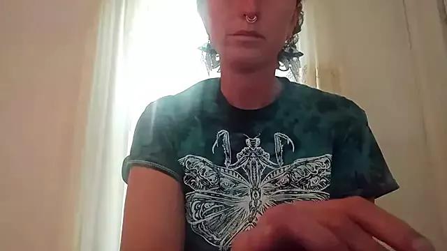 mossy_kiss from StripChat