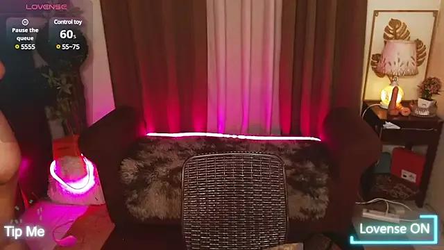 Try our streaming cams variety and talk on a personal level with our adorable girls streamers, showing off their bountiful shapes and dildos.