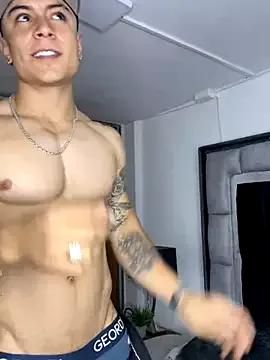 MR_MUSCLE from StripChat