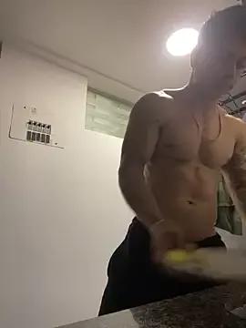 MR_MUSCLE from StripChat
