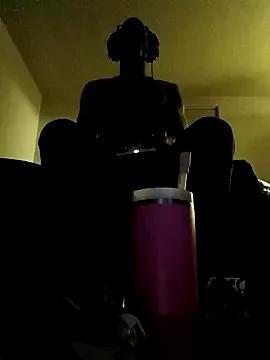 MrDaddyBbSnake from StripChat is Freechat