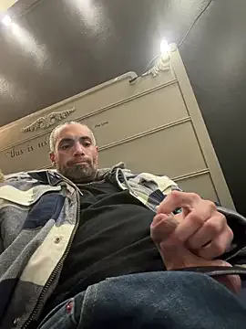 MrMrsfineasscouple on StripChat 