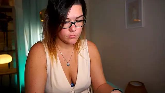 mrs_fllowerr from StripChat is Freechat