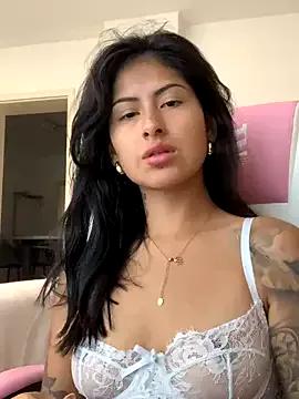 mrskarmaa from StripChat is Freechat
