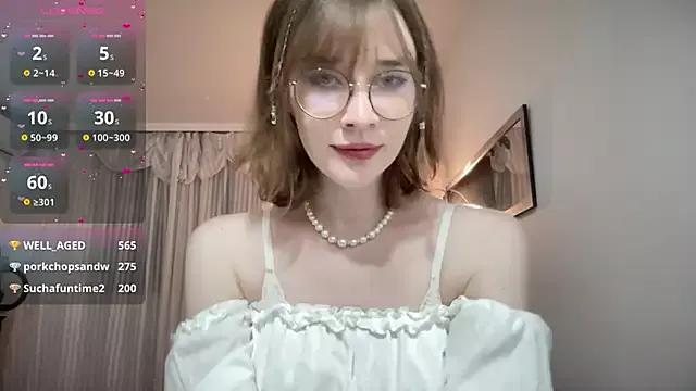 ms_christiana from StripChat is Freechat