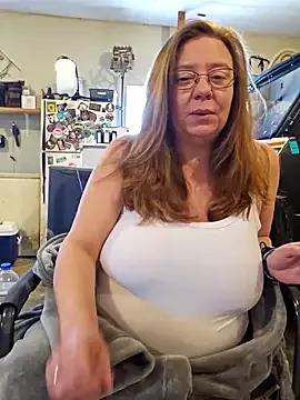 MsShelby40 from StripChat