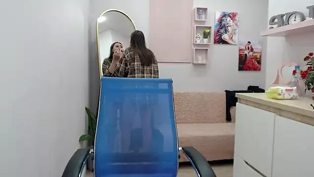 muriel_elvin from StripChat is Freechat