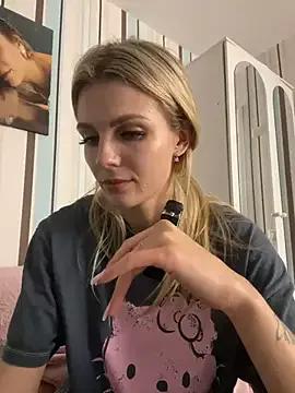 Try our streaming cams variety and talk on a personal level with our adorable girls streamers, showing off their bountiful shapes and dildos.