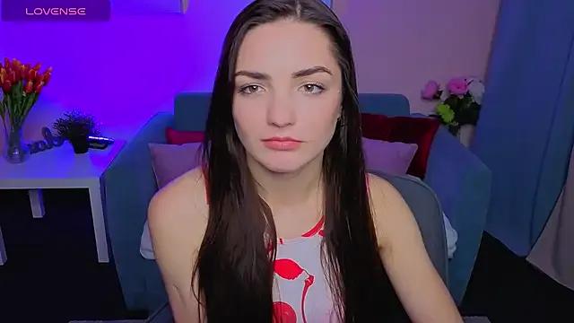 MyEllaLuvs from StripChat is Freechat