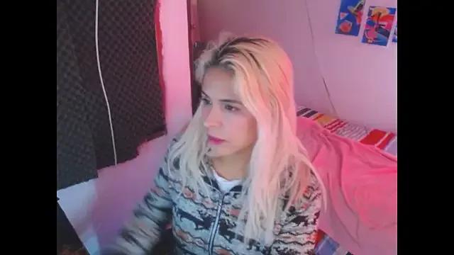 mystica_25 from StripChat is Freechat