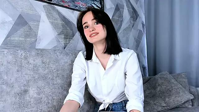MysticPearl from StripChat is Freechat