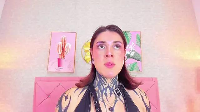 mystikdoll from StripChat is Freechat