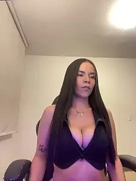 Naatalia from StripChat