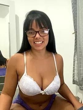 Naayh09 from StripChat