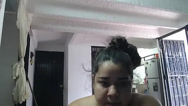 nahomi_thiago from StripChat is Freechat