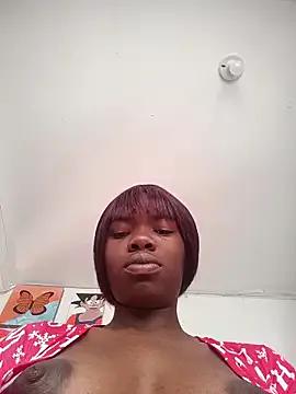 Nahomyyy from StripChat is Freechat