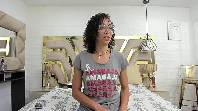naia_rose from StripChat is Freechat