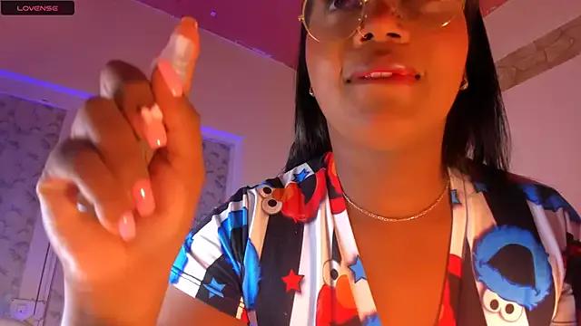 naiahcaramell from StripChat