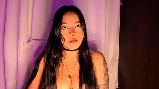 Naiara_sex from StripChat