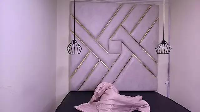 nalalye_cruzz_ from StripChat