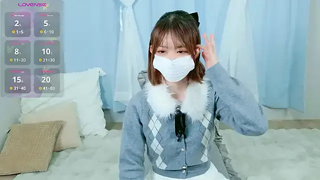 NANA_chan_1 on StripChat 