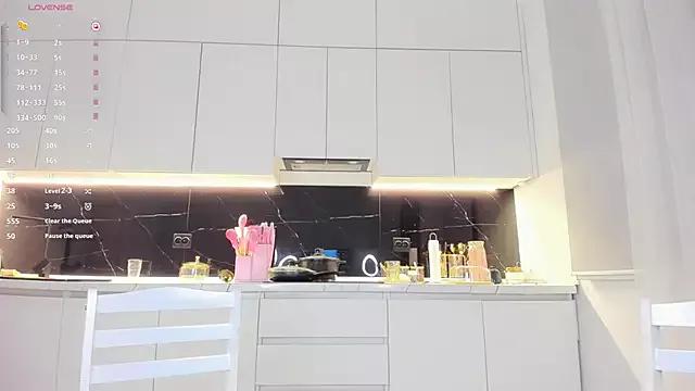 nana_le from StripChat is Freechat