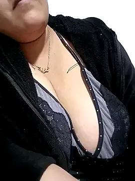 NaNa_tATa from StripChat